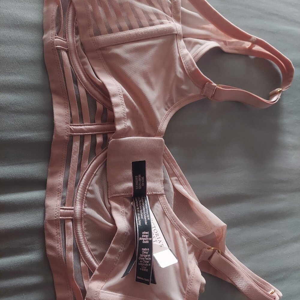 38DD Victoria's secret bra bundle of 3 - Picture 3 of 11